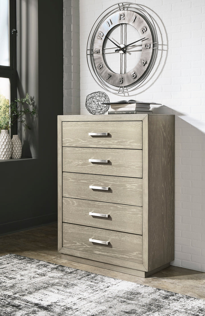 Fawnburg Chest of Drawers (6626261500000)