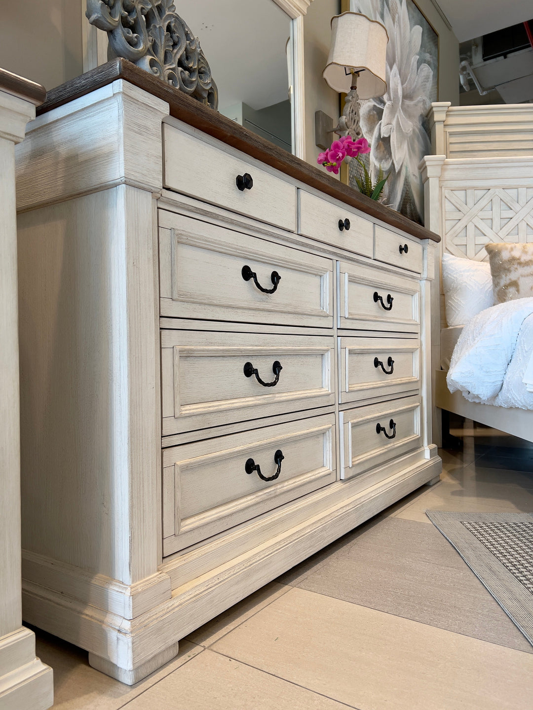 Bolanburg Queen Panel Bedroom