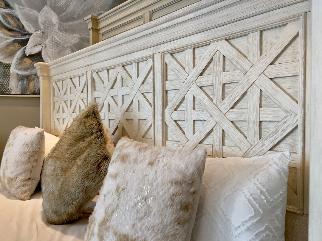Bolanburg Queen Panel Bedroom