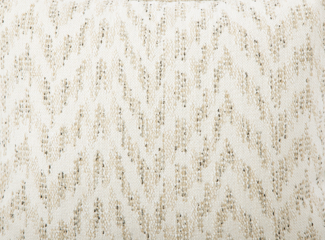 SANDY BLOOM Lounge Chair with Cushion