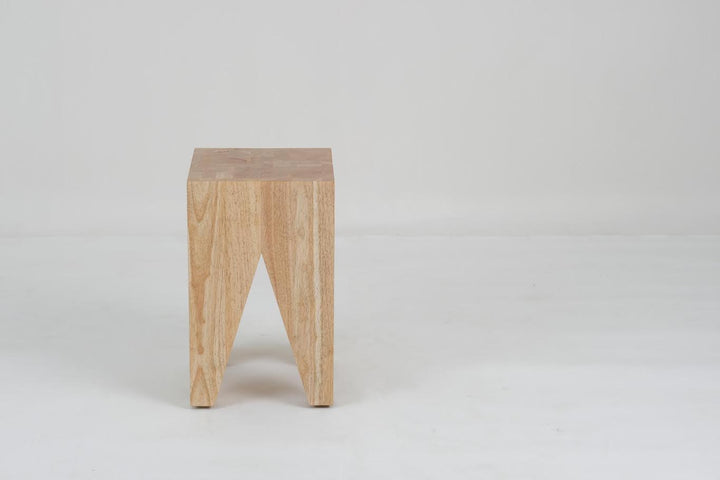 Lenti stool