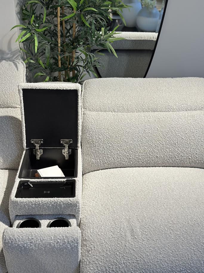 Cloudy White Motion Console w/Wireless charger