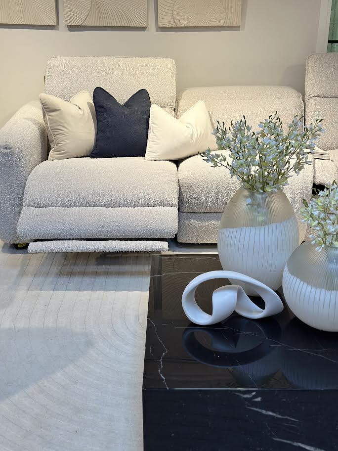 Cloudy White Motion Armless chair