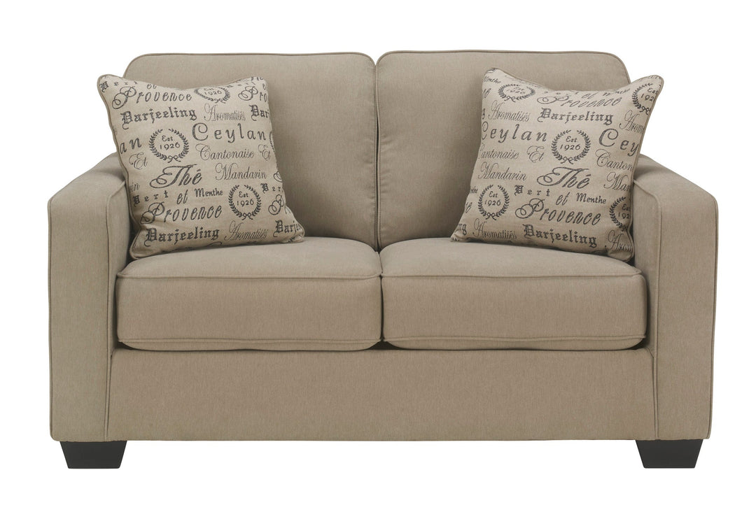 Alenya loveseat