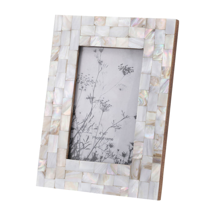 Resin, 4X6 Capiz Design Photo Frame, Silver