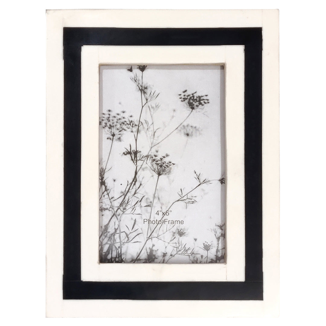 RESIN 4X6 OUTLINED PHOTO FRAME, BLACK/WHITE