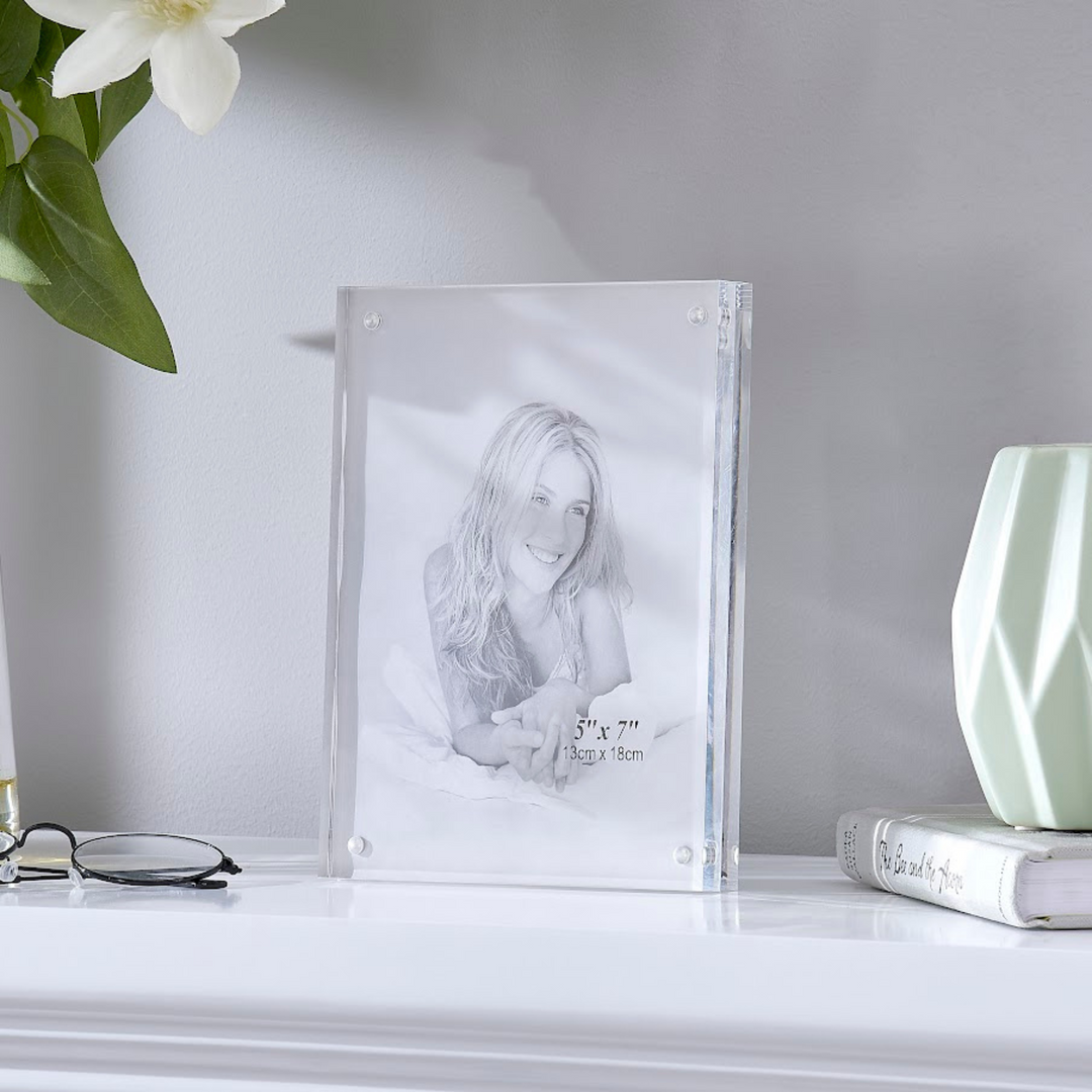 Acrylic photo  frame
