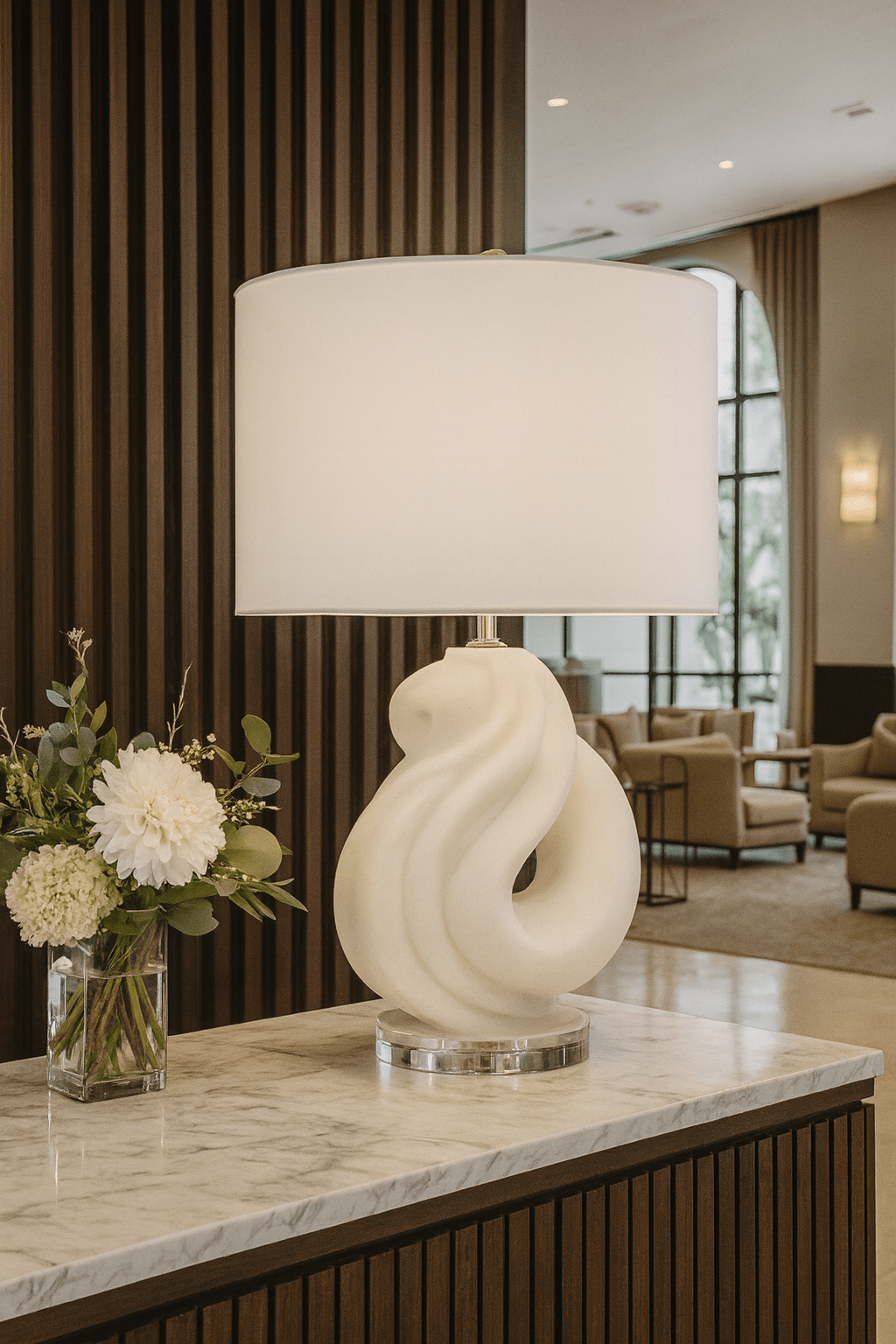 21" FREMONT QUARTZ RESIN TABLE LAMP
