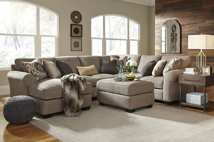 Pantomine 5-Piece Sectional with Chaise