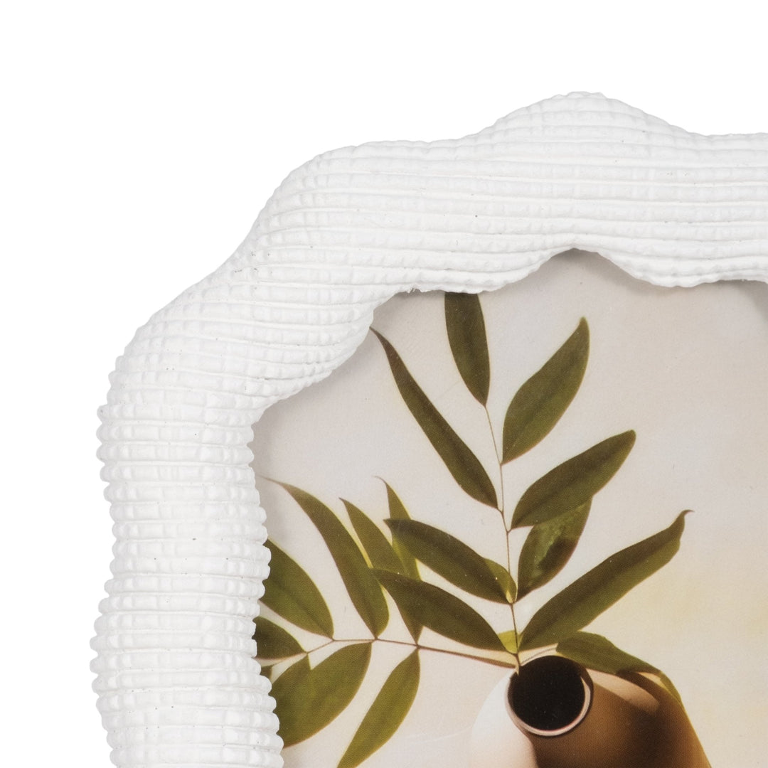 4x6 Wavy Arch Photo Frame, White