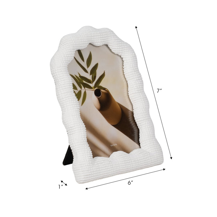 4x6 Wavy Arch Photo Frame, White