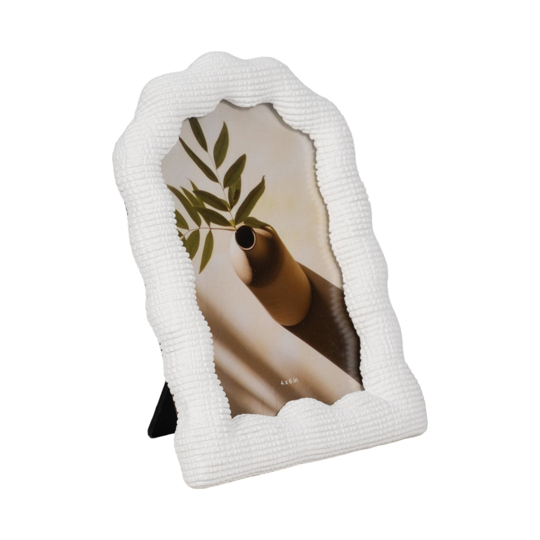 4x6 Wavy Arch Photo Frame, White