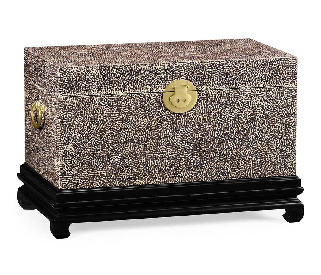 JC Modern - Indochine Collection - Violet Eggshell Trunk