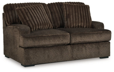 Aylesworth Loveseat (175.26cm)