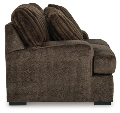 Aylesworth Loveseat (175.26cm)