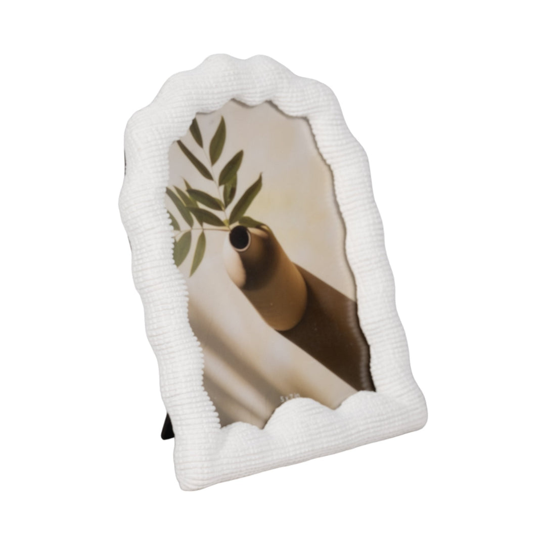 5X7 WAVY ARCH PHOTO FRAME, WHITE