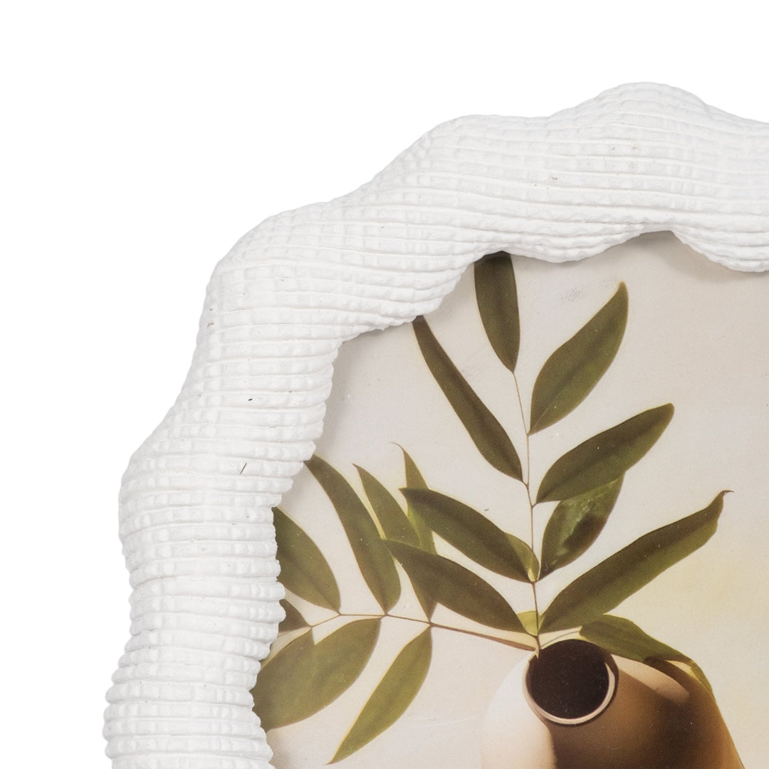 5X7 WAVY ARCH PHOTO FRAME, WHITE