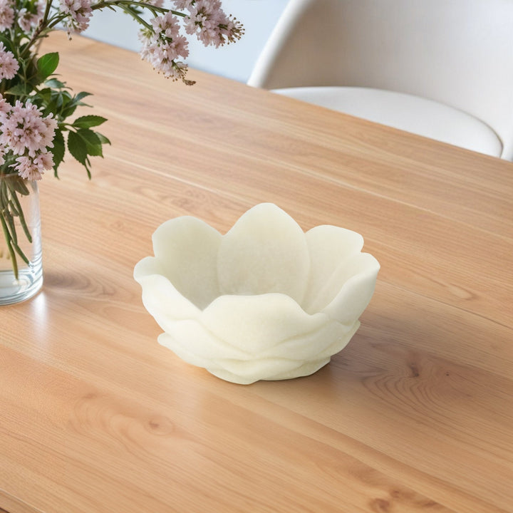 6" Zelen White Quartz Resin Flower Bowl