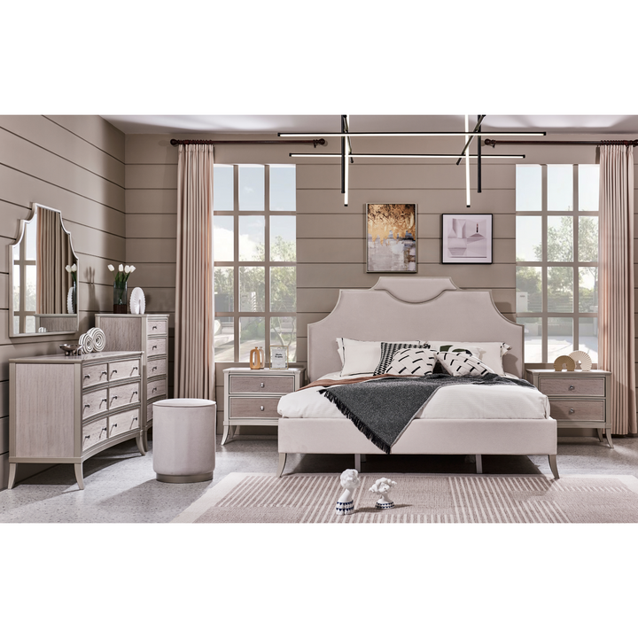 Elisora Brown King Bedroom Set With Two Free Gift GLASS TABLE LAMP