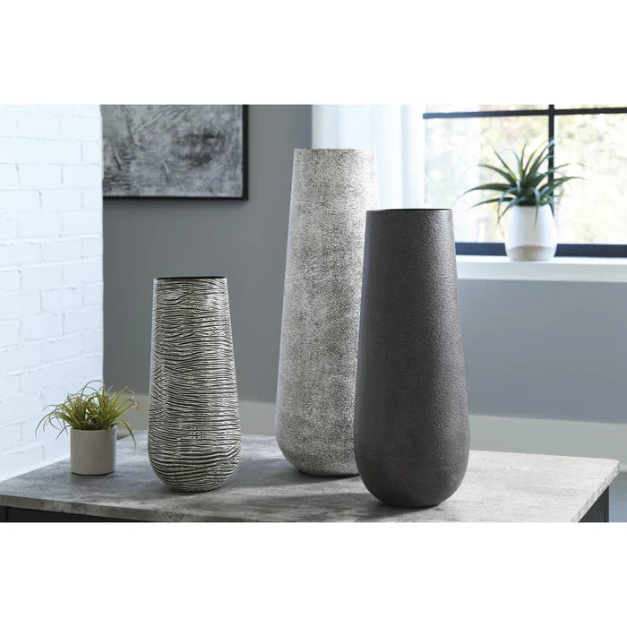 Fynn Vase