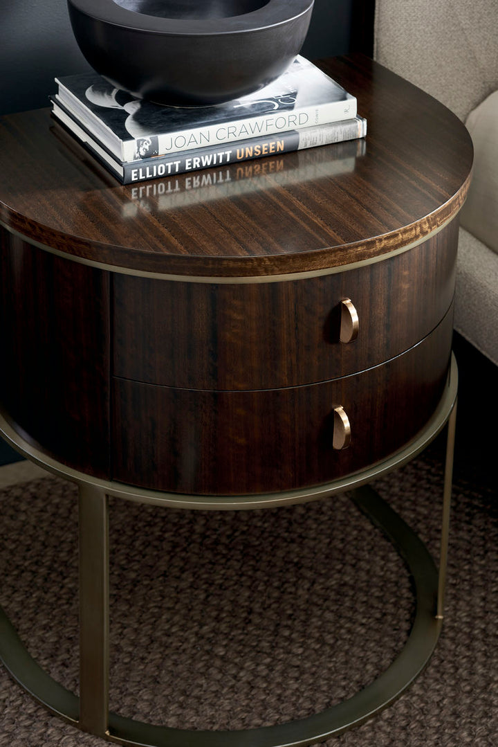 Modern Streamline - Regular Nightstand