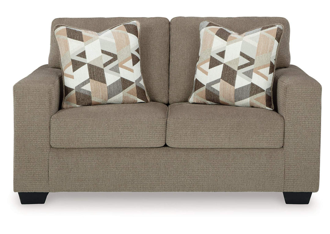 Bristaview Loveseat (157.48cm)