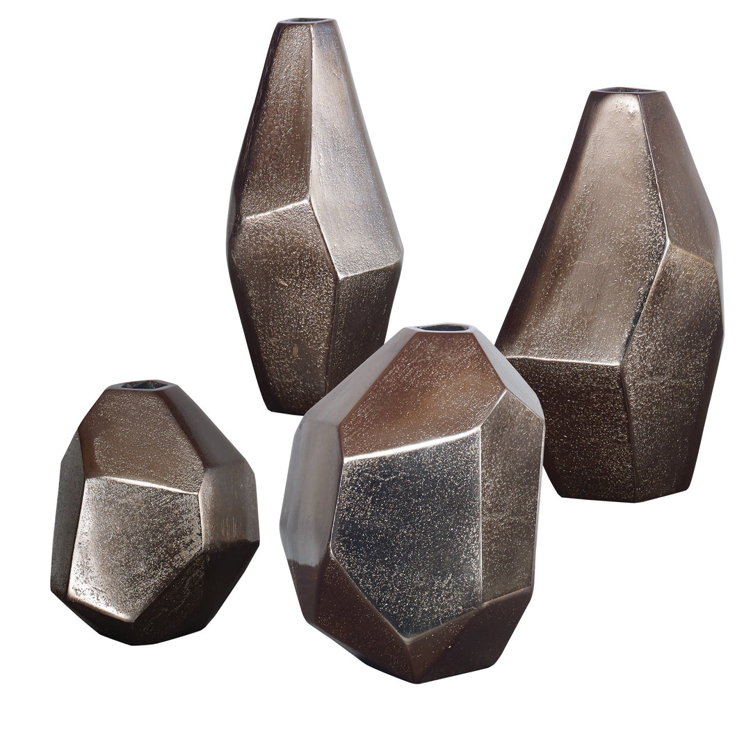 Amna Vases, S/4