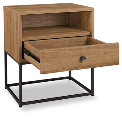 Thadamere Nightstand