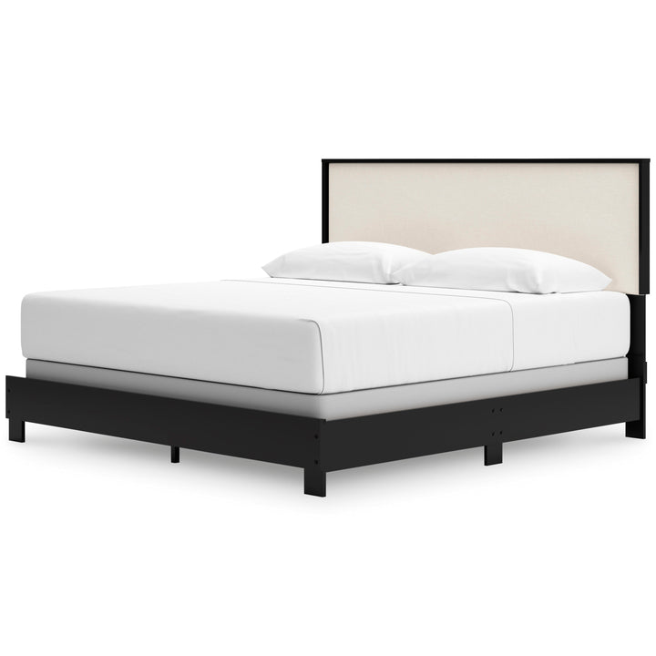 Kasteiner King Upholstered Bed