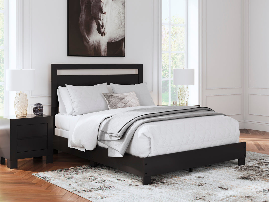 Kasteiner Queen Panel Bed