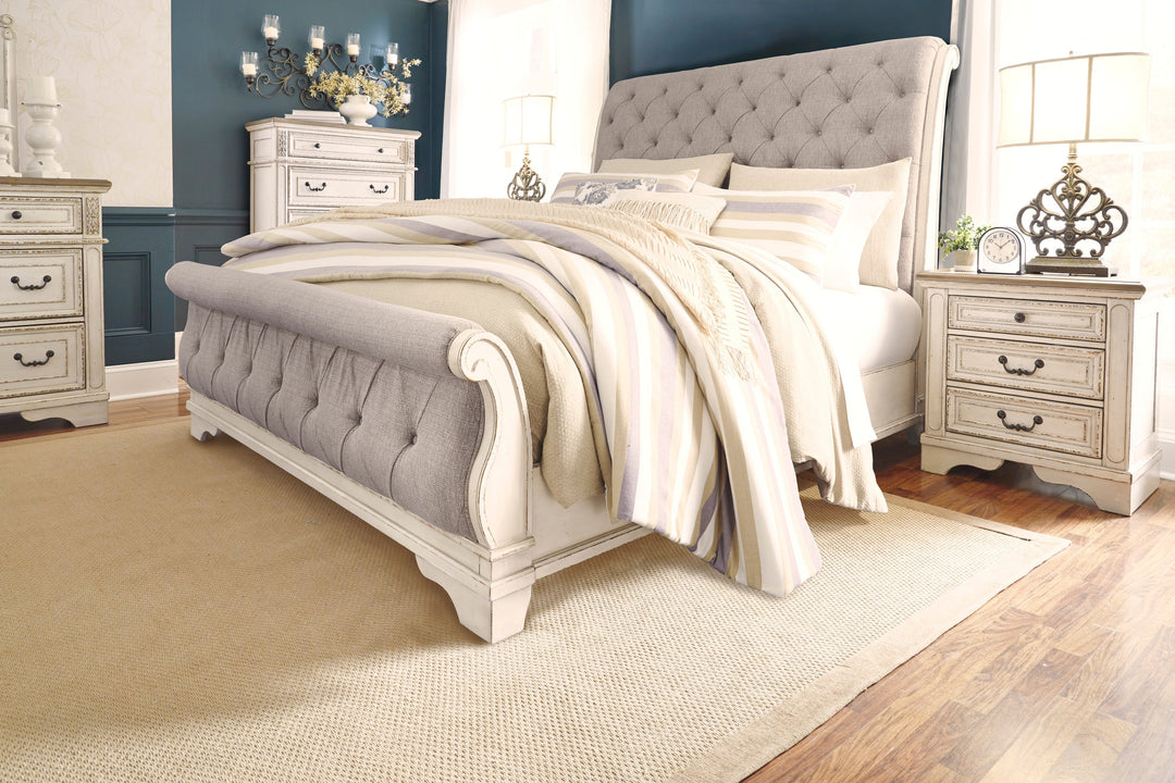 Realyn King Sleigh Bedroom Set with SM1660CK Mattress Offer