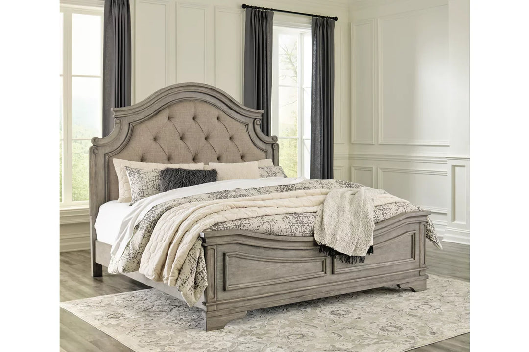 Lodenbay King Panel Bed