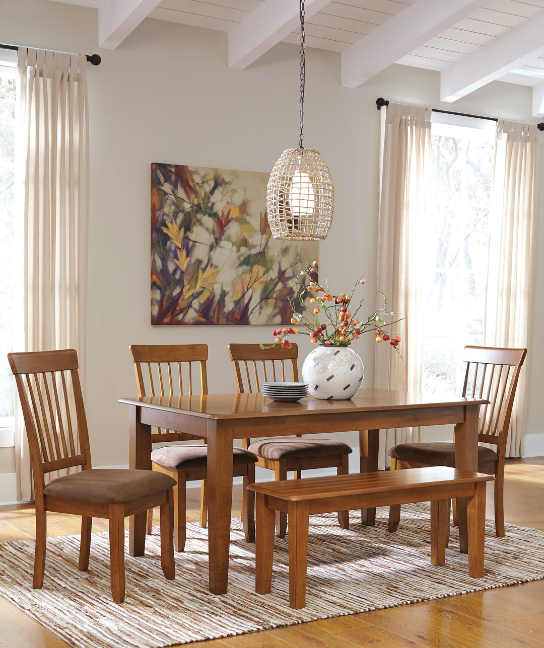 Berringer Dining Set w Bench