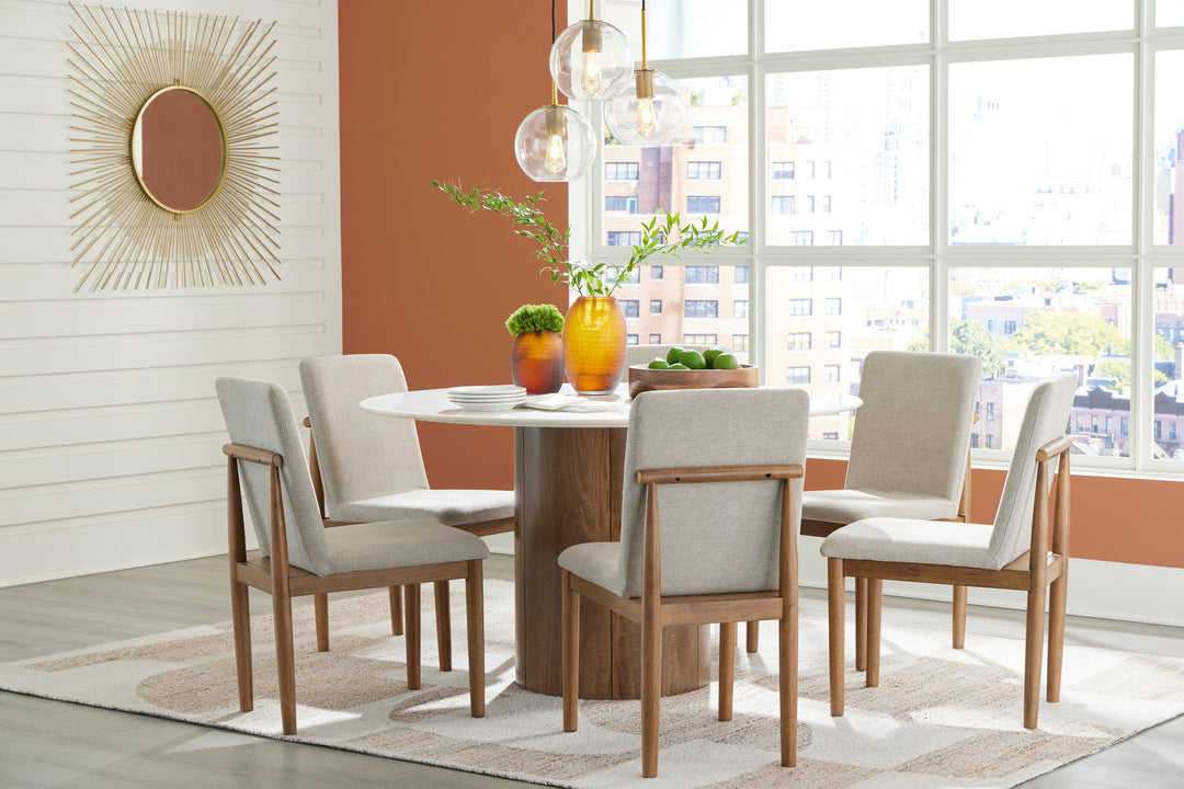 Isanti Dining Table Set