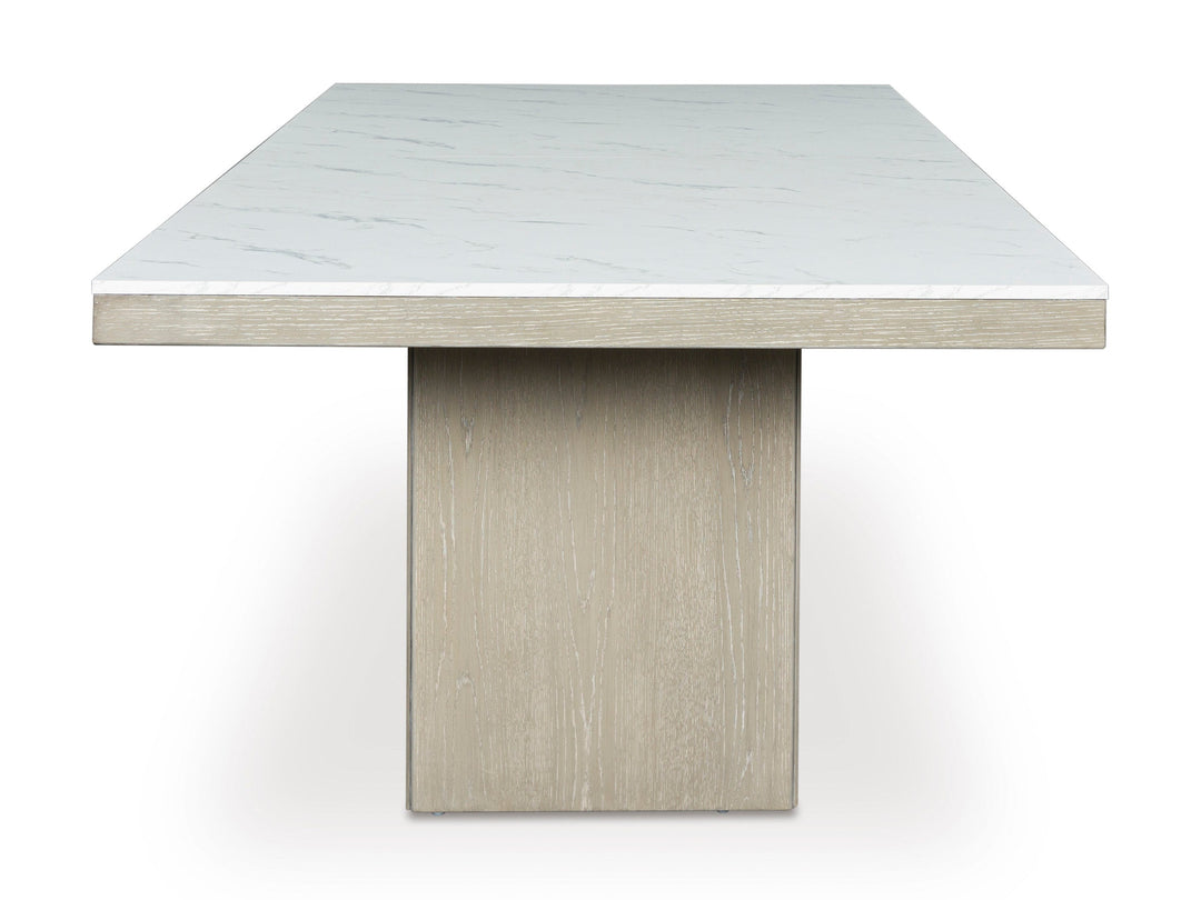 Fawnburg RECT Dining Room Set