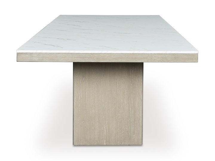 Fawnburg RECT Dining Room Set