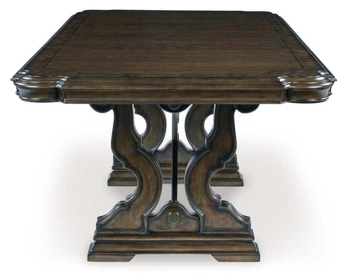 Maylee Dining Room Set