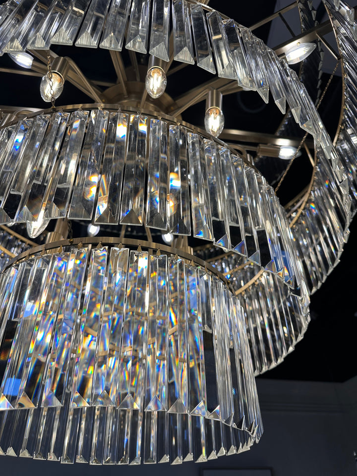 Polaris Crystallin Chandelier