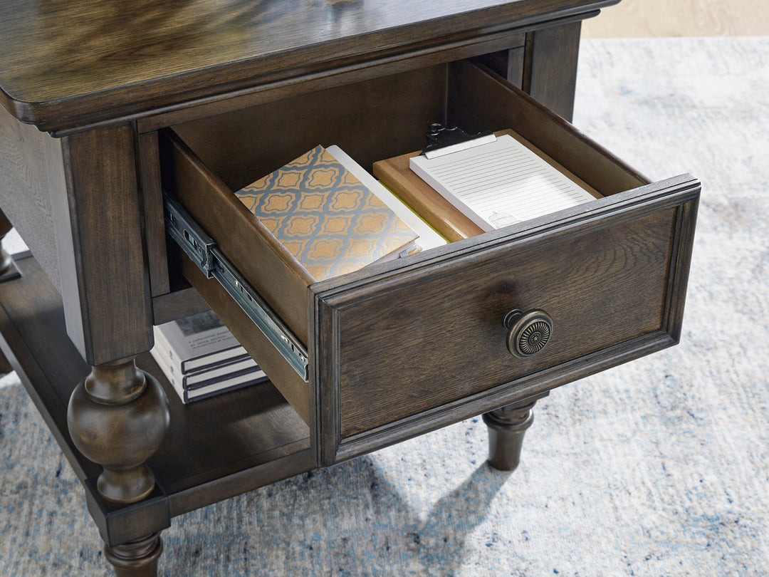 Veramond End Table (63.5cm x 63.5cm)