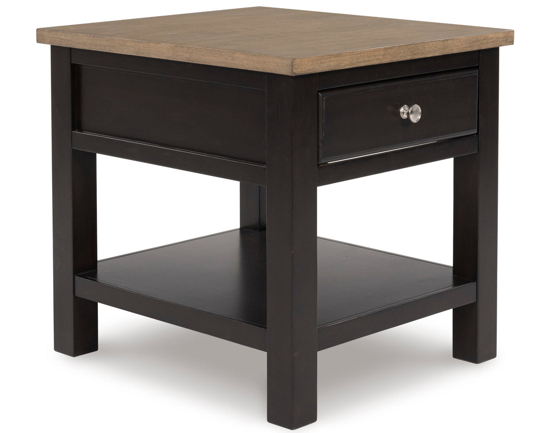 Drazmine End Table (60.96cm x 68.58cm)