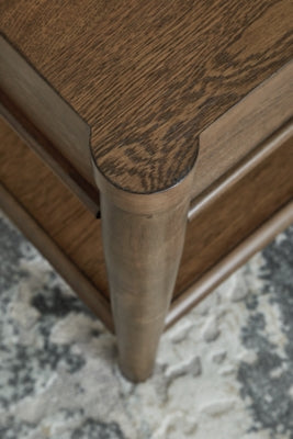 Roanhowe End Table (61.2902cm x 66.04cm)