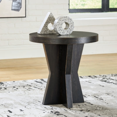 Galliden End Table (60.96cm x 60.96cm)