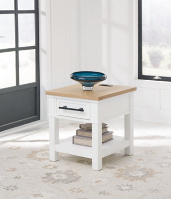 Ashbryn End Table (54.9402cm x 61.2902cm)