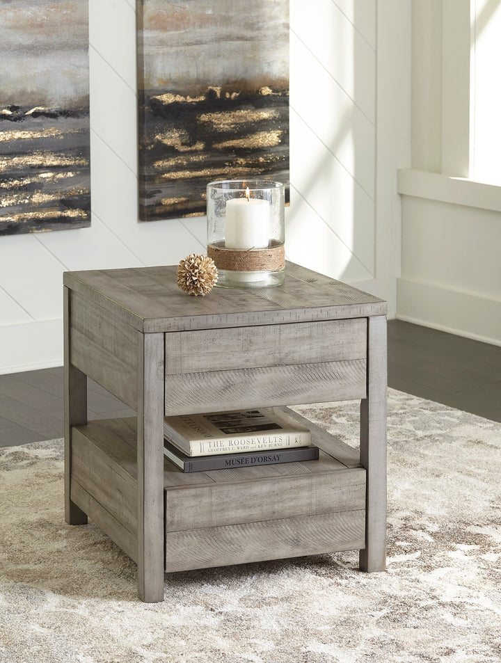 Krystanza End Table (56.2102cm x 61.595cm)