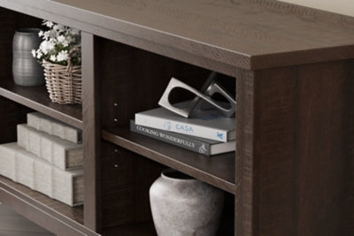 Camiburg Corner TV Stand (121.92cm x 40.005cm)