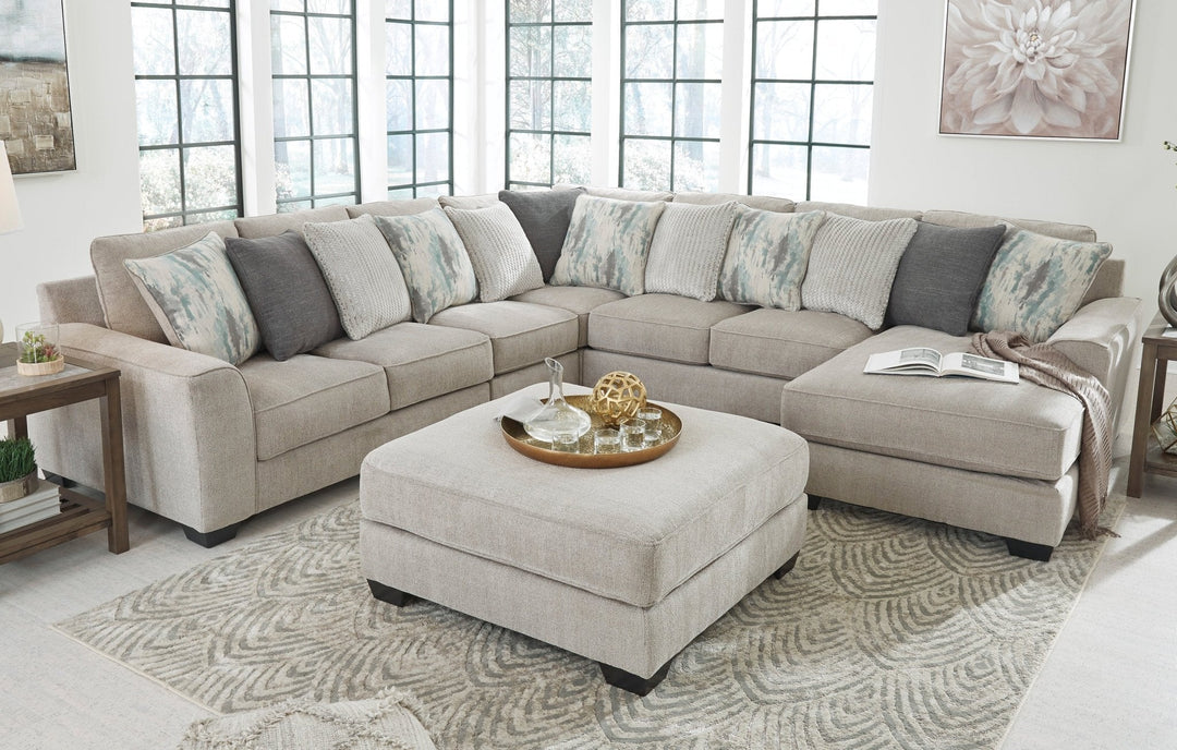 Ardsley 5-Piece Sectional with Chaise with Free Tulen Recliner