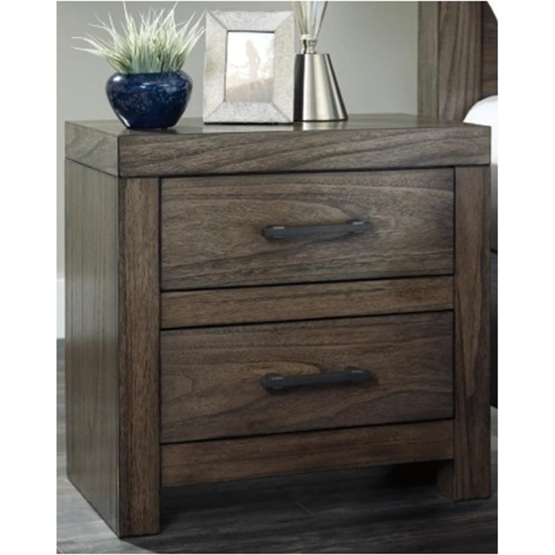 Deylin Nightstand