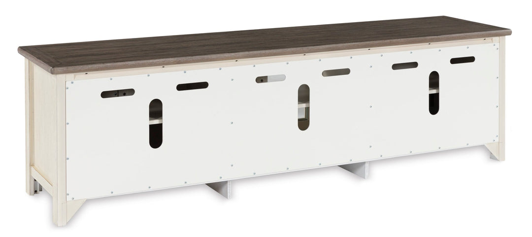 Bolanbrook Coffe Table set with TV Stand