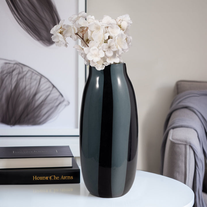 CAHAN SMALL BLACK STRIPED VASE