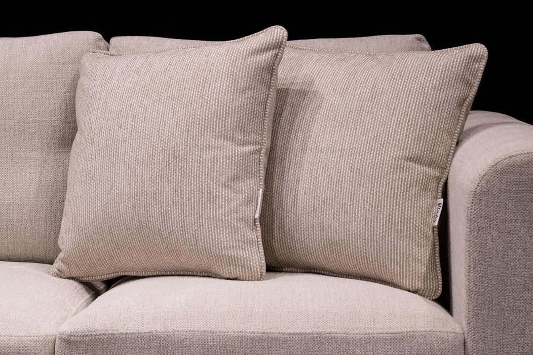 CAMEL Cushion